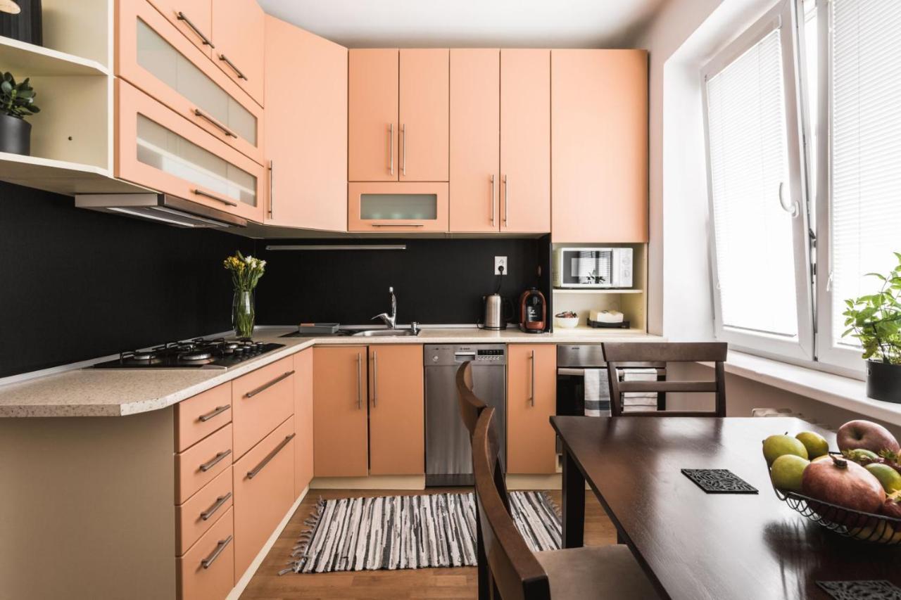 Flexihome Sk - Tolsteho - Free Parking On The Street - 2 Bedrooms Kosice Exterior photo